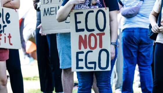 Etyka w NGO: wyzwania i fundamenty codziennej działalności