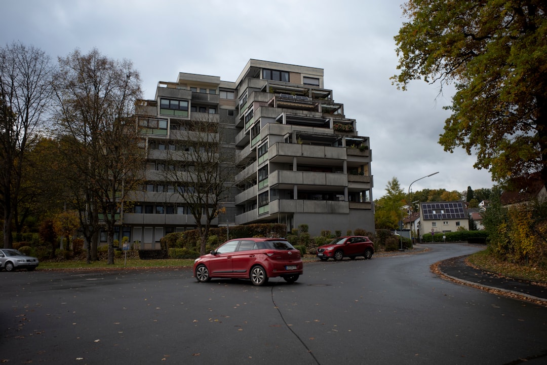 Zielone budownictwo w praktyce: przykłady zrównoważonych projektów